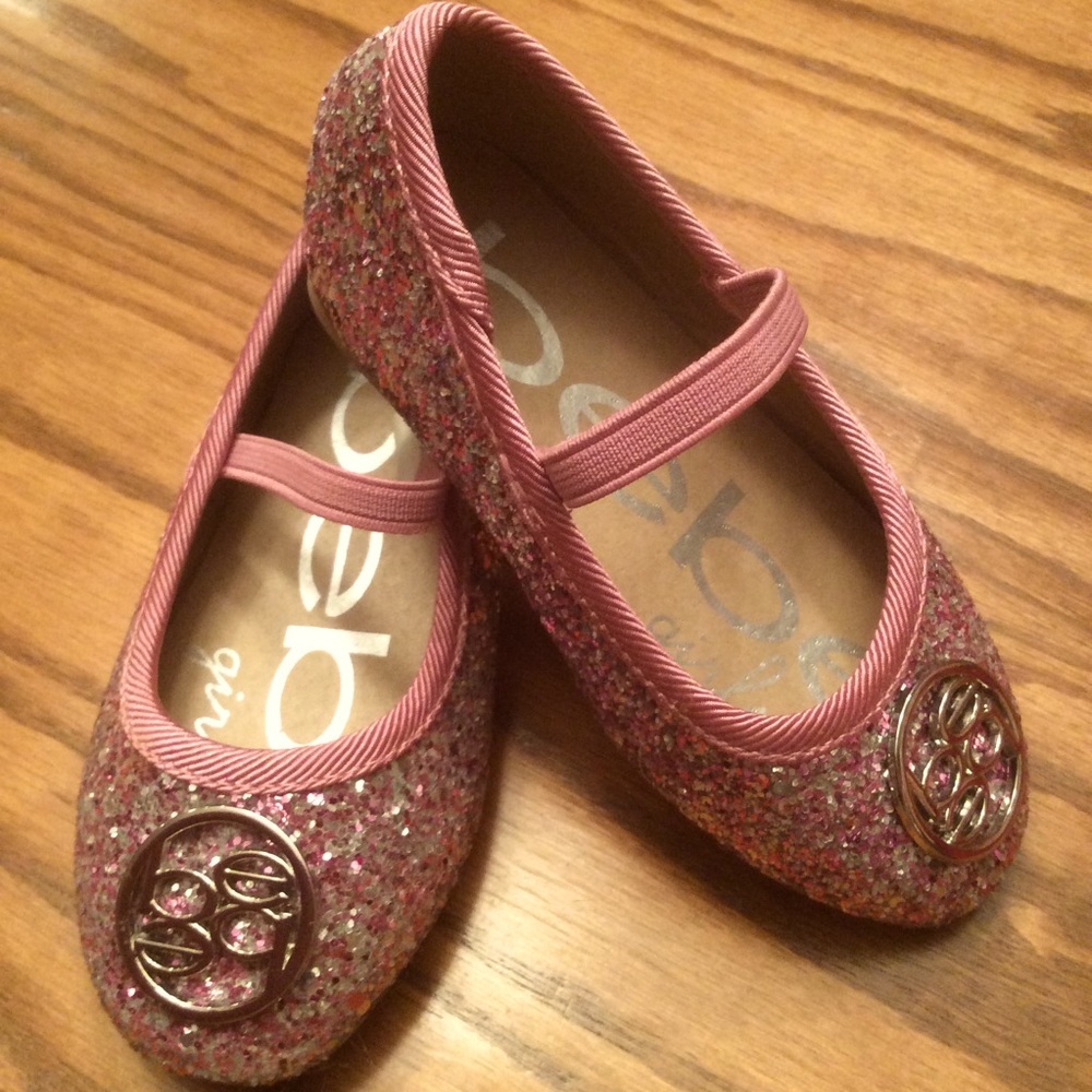 NWOT bebe girls Slip-ons, Sz 6